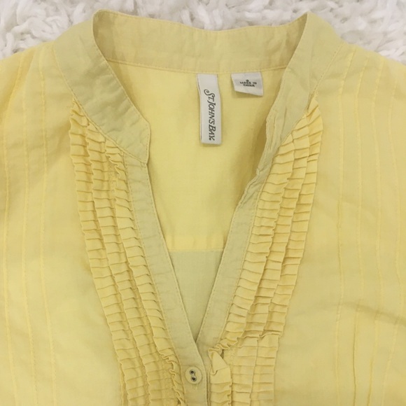 Yellow ruffle detail blouse small - Picture 4 of 4